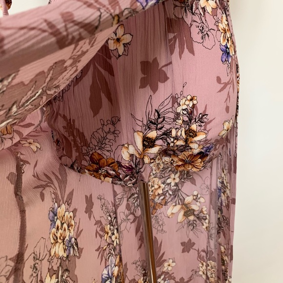 UO Band of Gypsies Floral Maxi Dress With Shorts - Picture 7 of 8